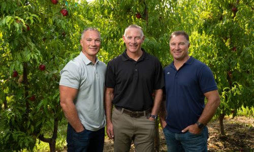 Douglas-Fruit-Family-Pete-David-John-Orchard-Graystone-4978